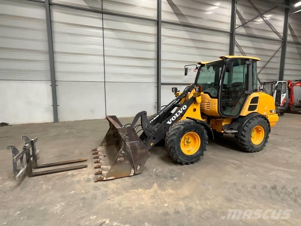 Volvo L 25 F Cargadoras sobre ruedas