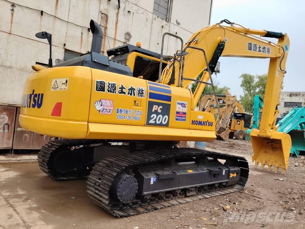 Komatsu PC 200-8 Excavadoras de cadenas