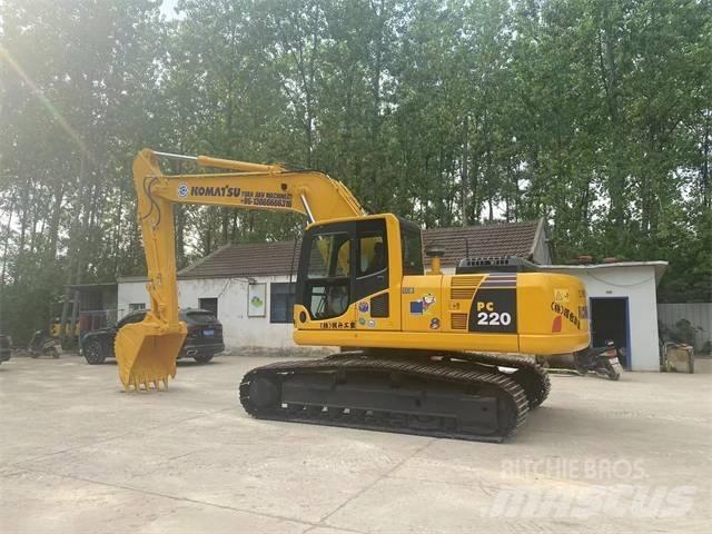 Komatsu PC 220-8 Excavadoras de cadenas