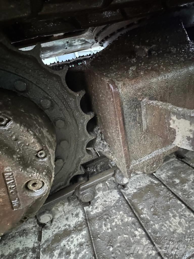 JCB JS 130 Excavadoras de cadenas