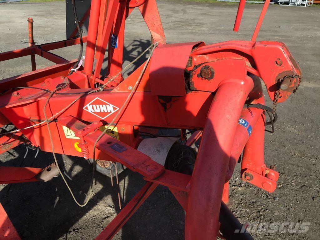 Kuhn GF 6401 MH Rastrillos y henificadores