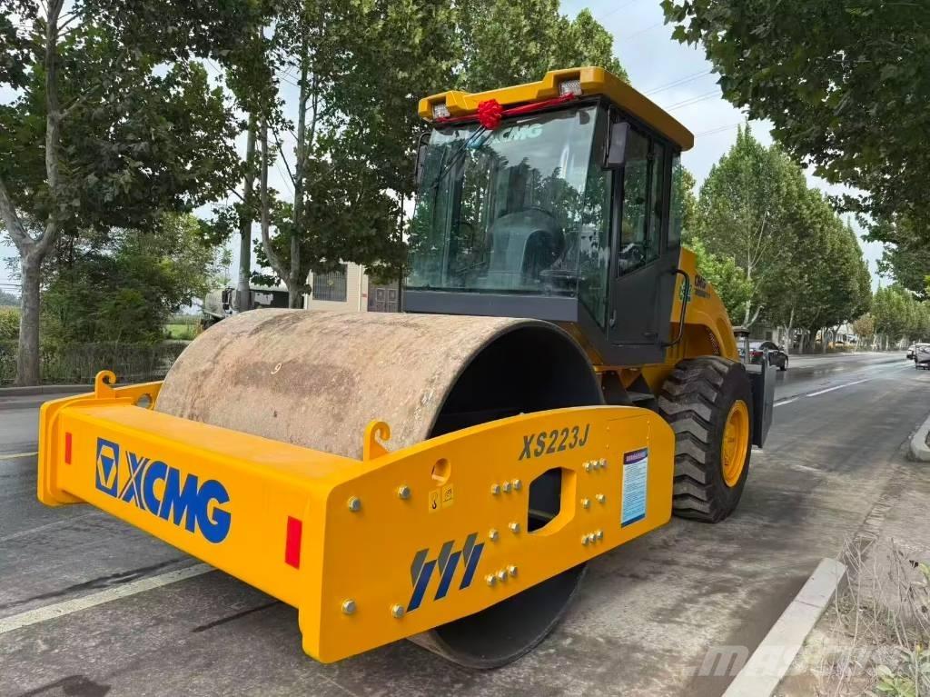 XCMG XS 223 J Rodillos de un solo tambor