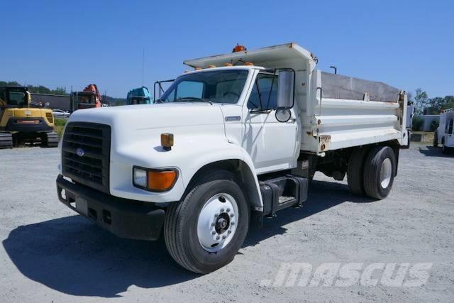 Ford F 800 Camiones bañeras basculantes o volquetes