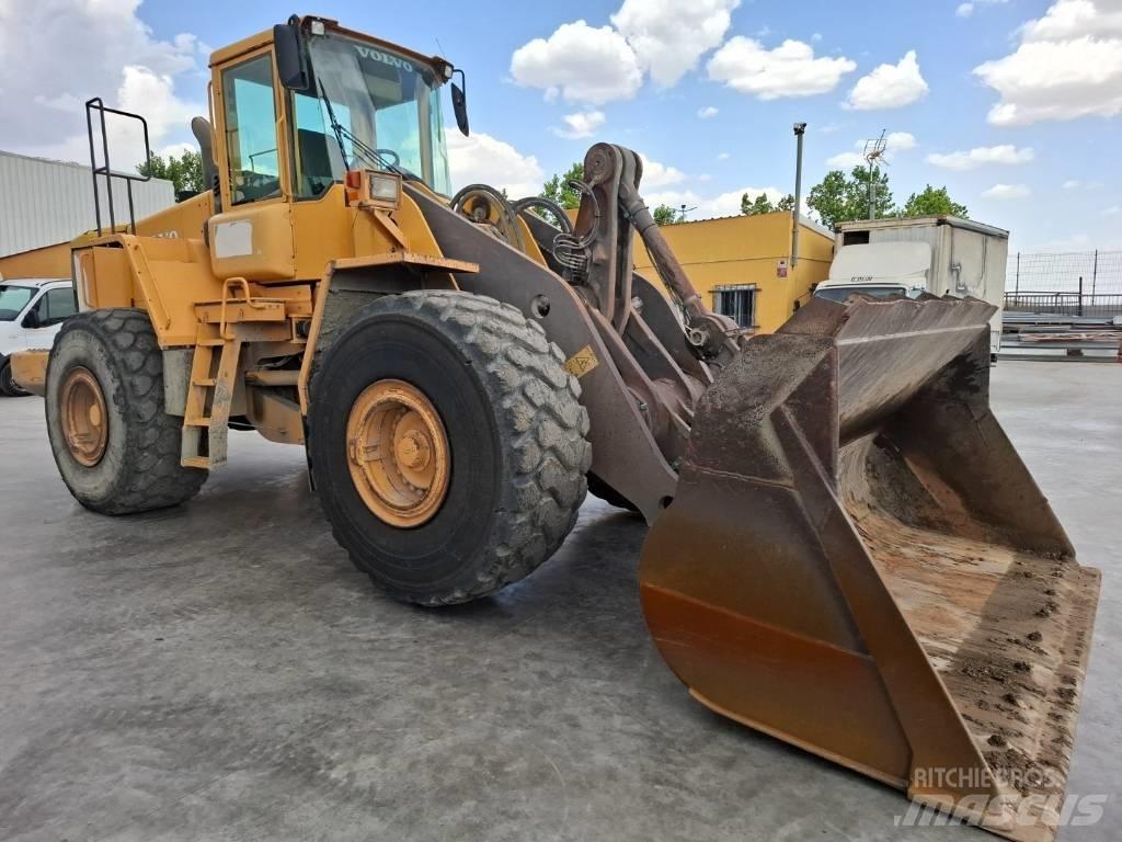 Volvo L 180 E Cargadoras sobre ruedas