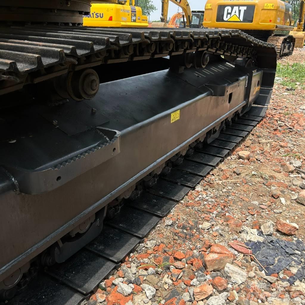Komatsu 240-8 Excavadoras de cadenas