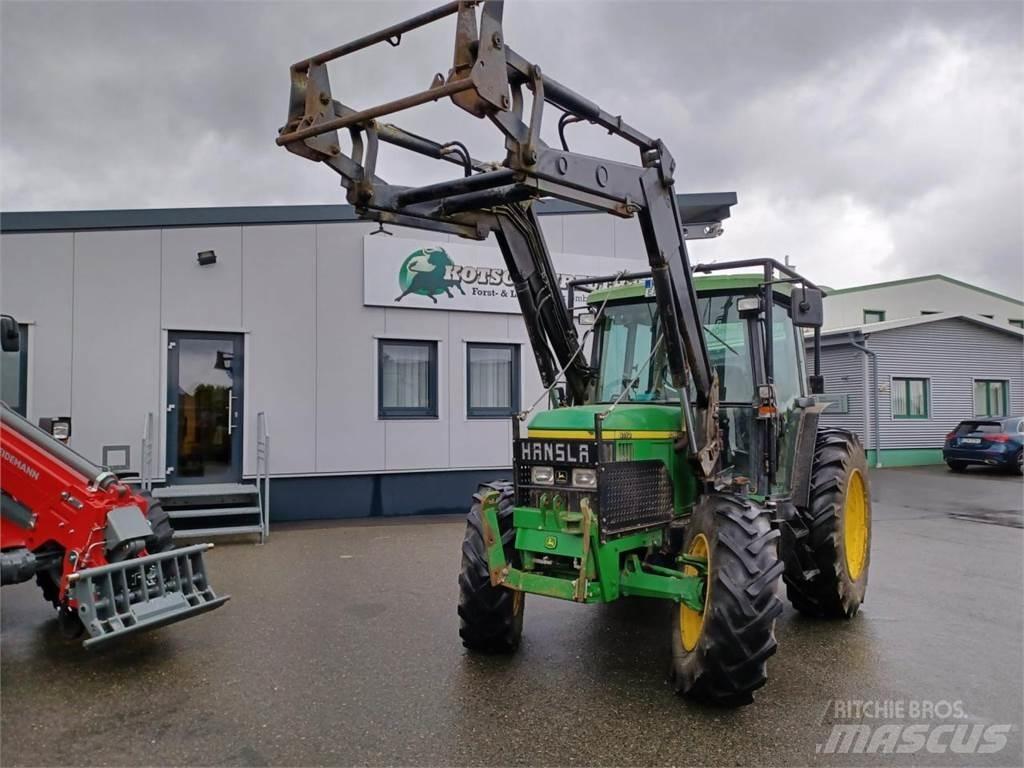 John Deere 6110SE Tractor forestal
