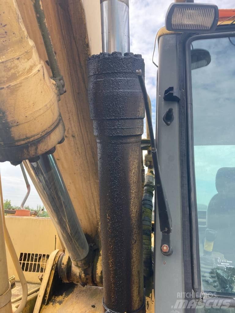 Komatsu PW 170 Excavadoras de ruedas