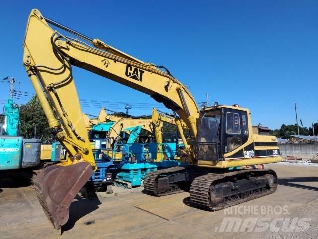 CAT 320 Excavadoras de cadenas