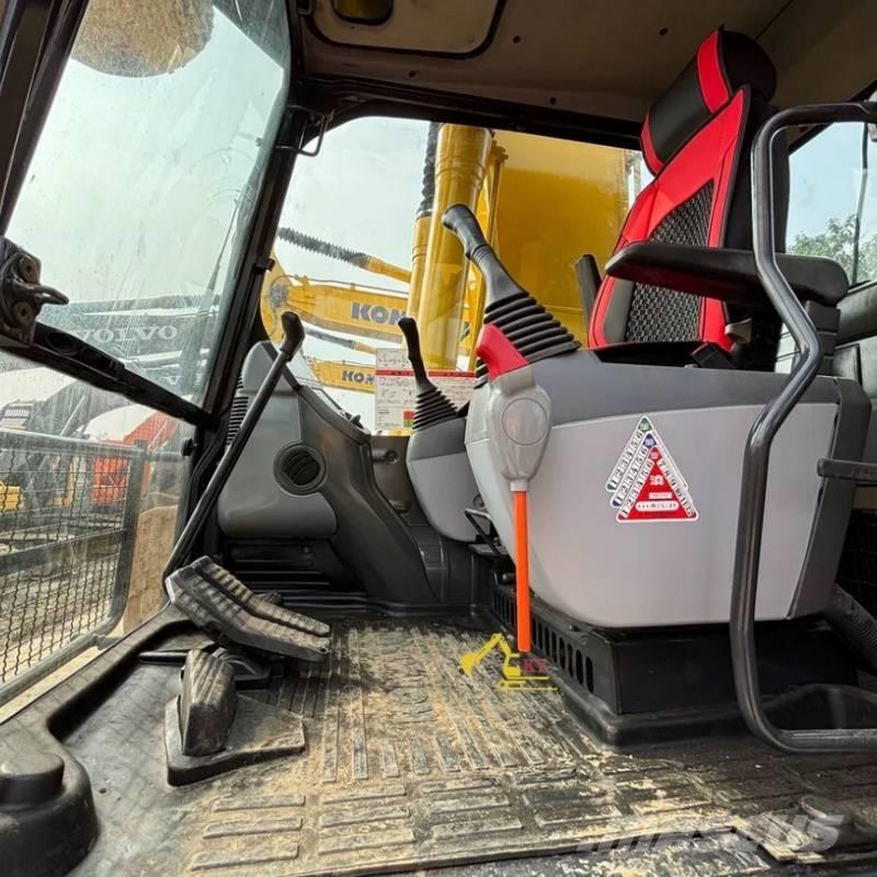 Komatsu PC 220-8 Excavadoras de cadenas