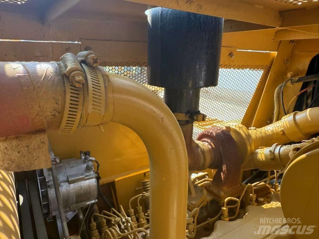 CAT D 6 G Buldozer sobre oruga
