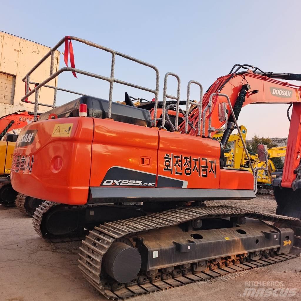 Doosan 225 LC Excavadoras de cadenas