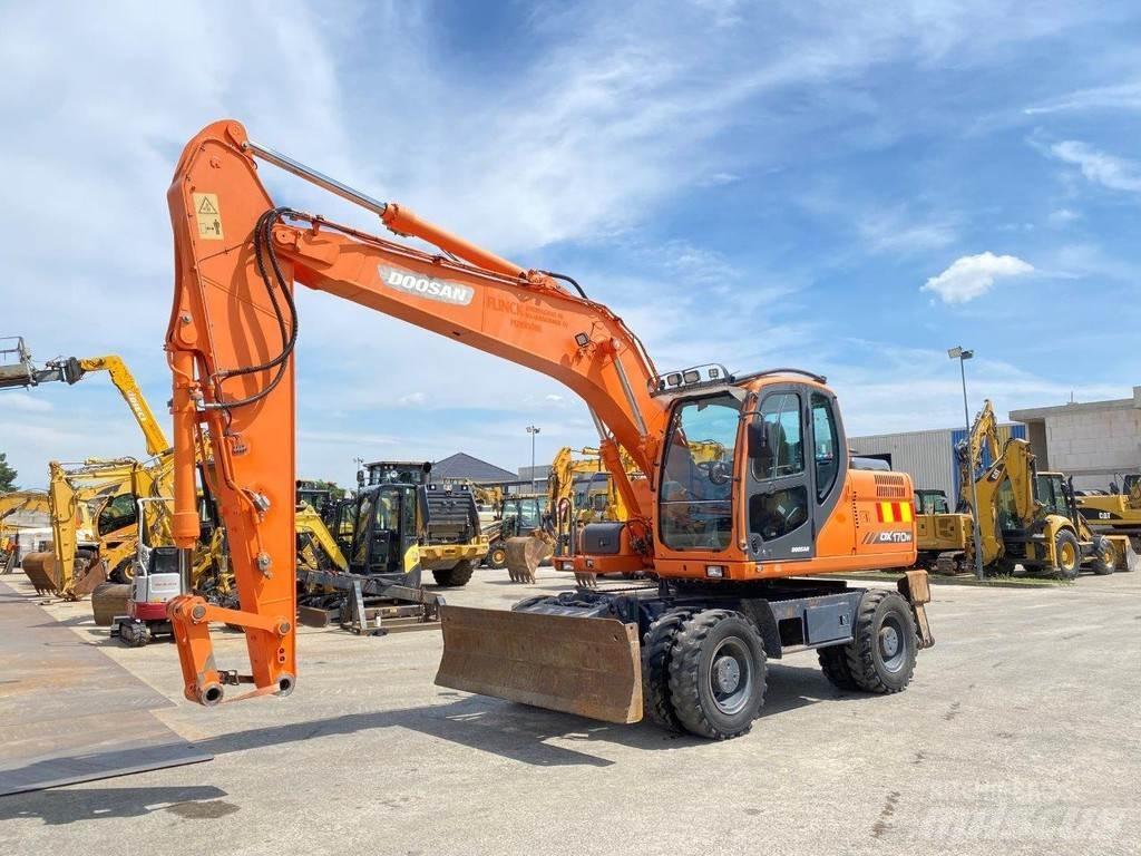 Doosan DX170W NVT Excavadoras de ruedas
