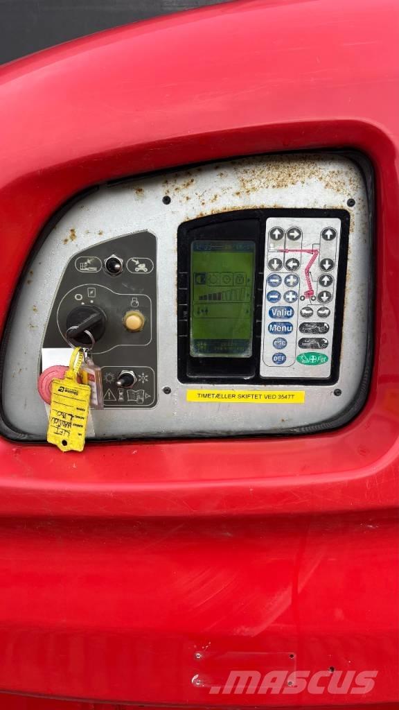 Manitou 180 ATJ Plataforma de trabajo articulada