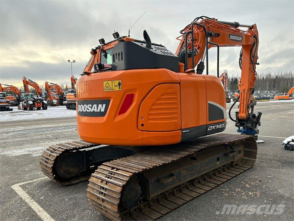 Doosan DX140LCR-5 Excavadoras de cadenas