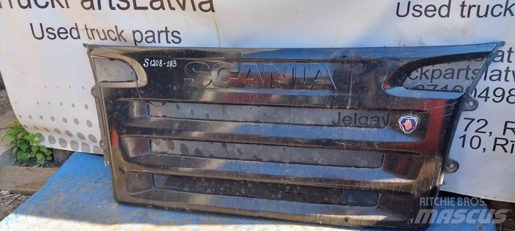 Scania 94 D.   1880736 Cabinas e interior
