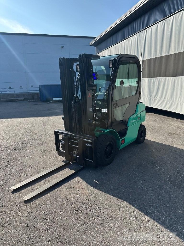 Mitsubishi FD 25 N Carretillas diesel