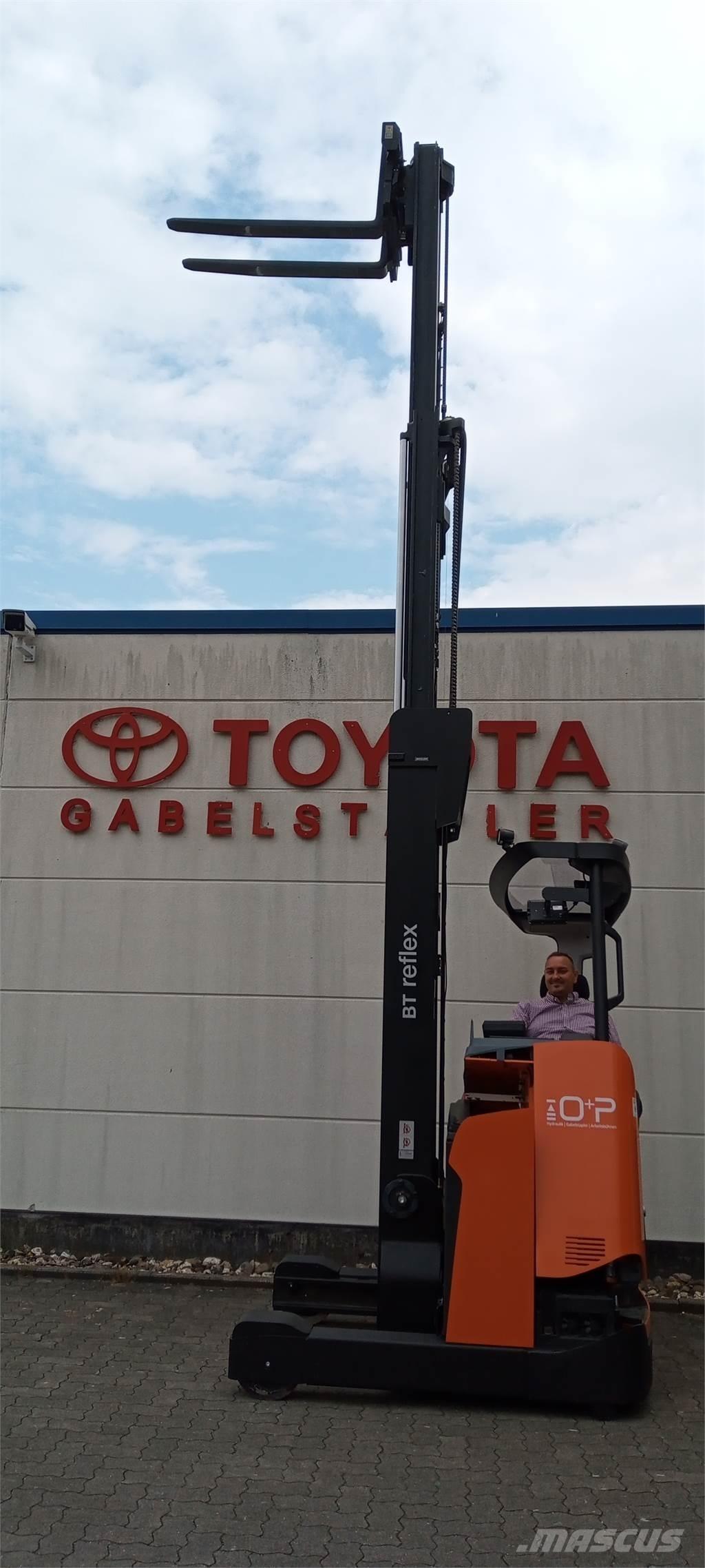 Toyota RRE 160H Carretillas retráctiles