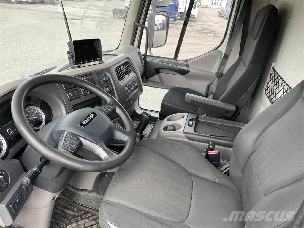 DAF LF180 4x2 Camiones caja cerrada