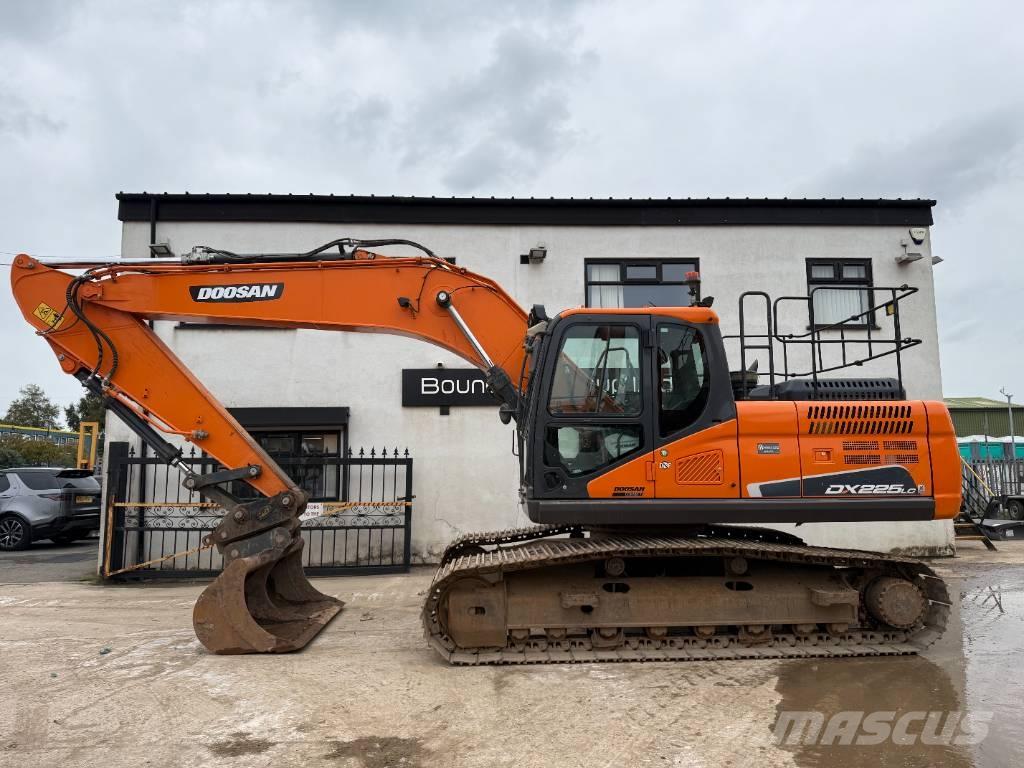 Doosan DX 225 LC-5 Excavadoras de cadenas