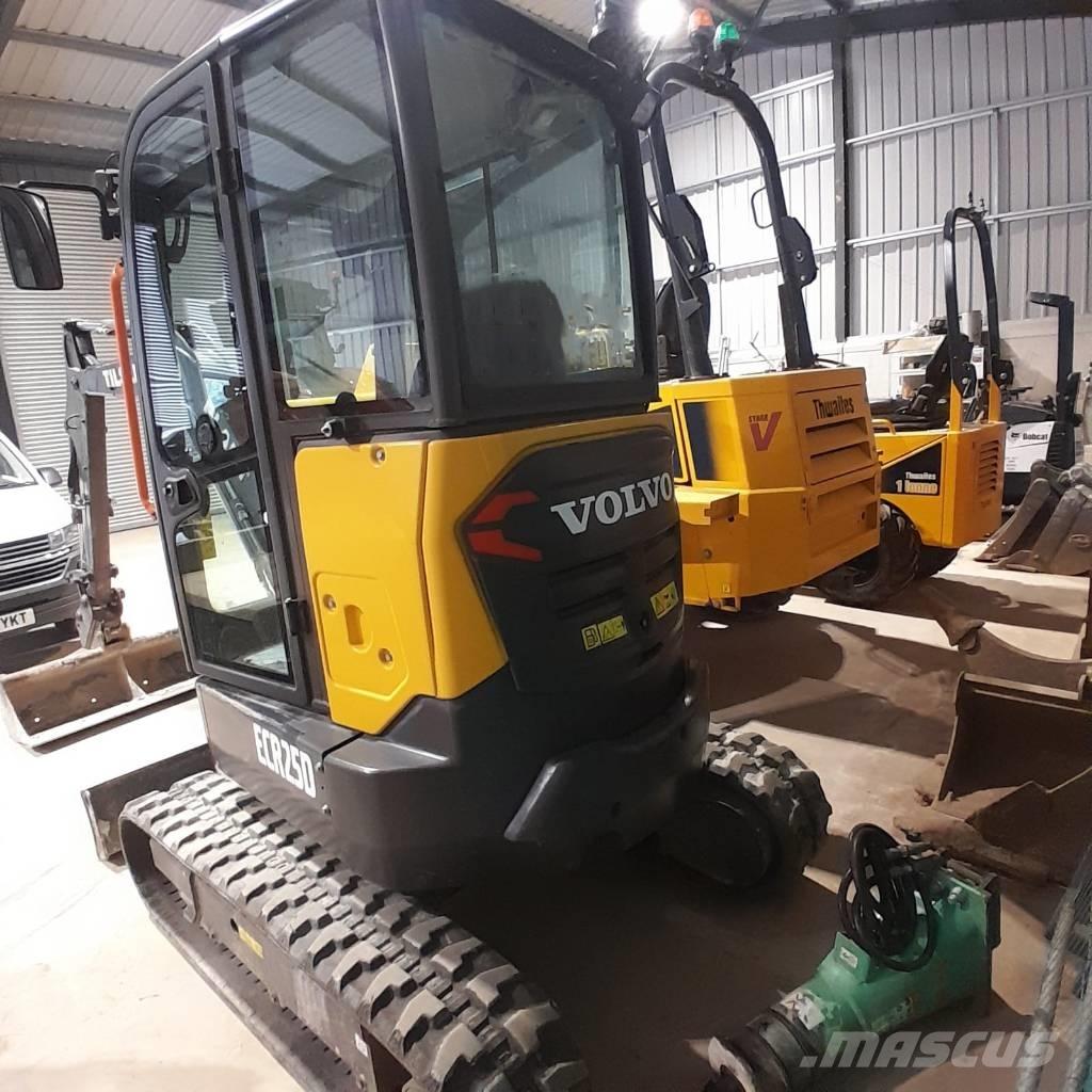 Volvo ECR 25 D Mini excavadoras < 7t