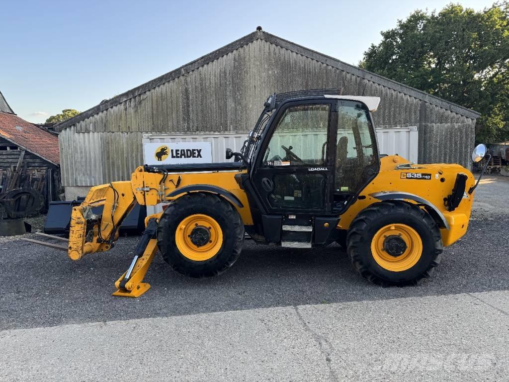JCB 535-140 Hiviz Carretillas telescópicas