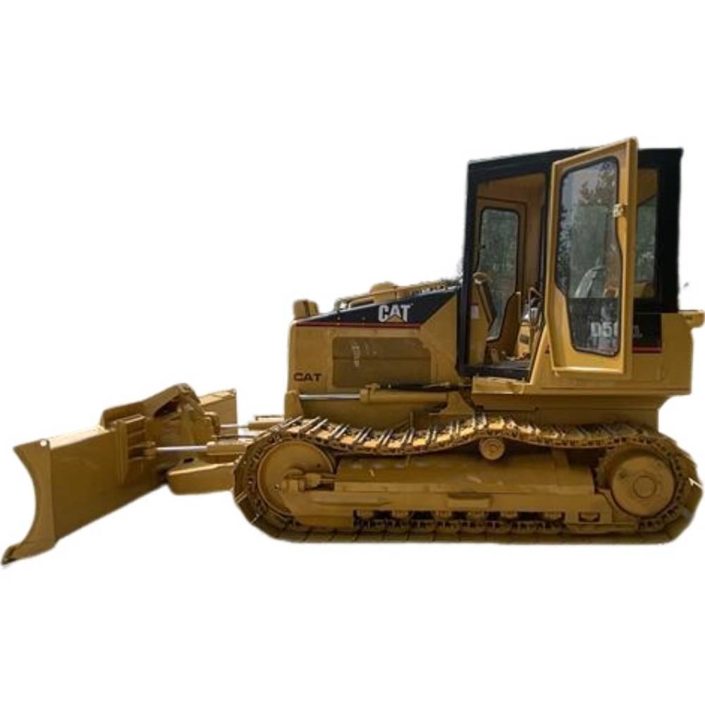 CAT D5G Buldozer sobre oruga