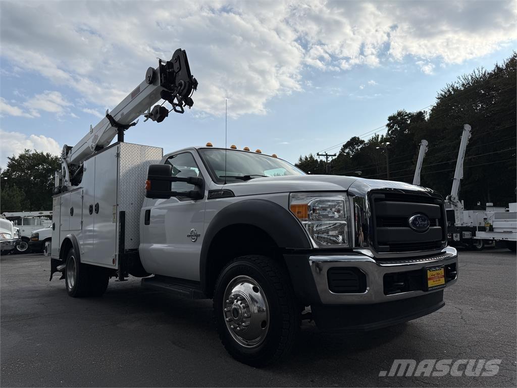 Ford F550 Vehículos - Taller