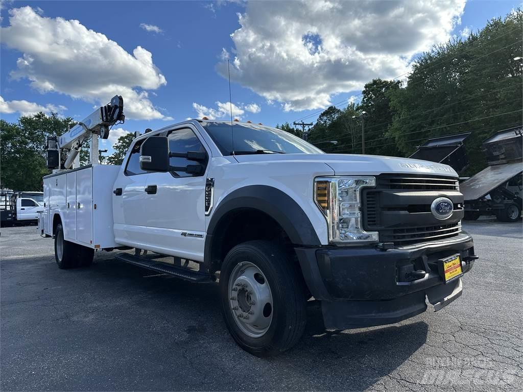 Ford F550 Vehículos - Taller