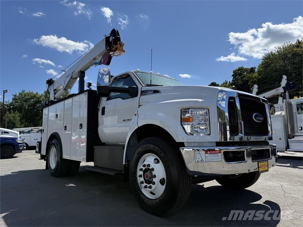 Ford F750 Vehículos - Taller