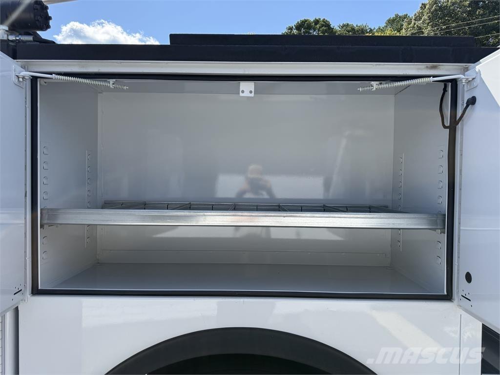 Ford F750 Vehículos - Taller