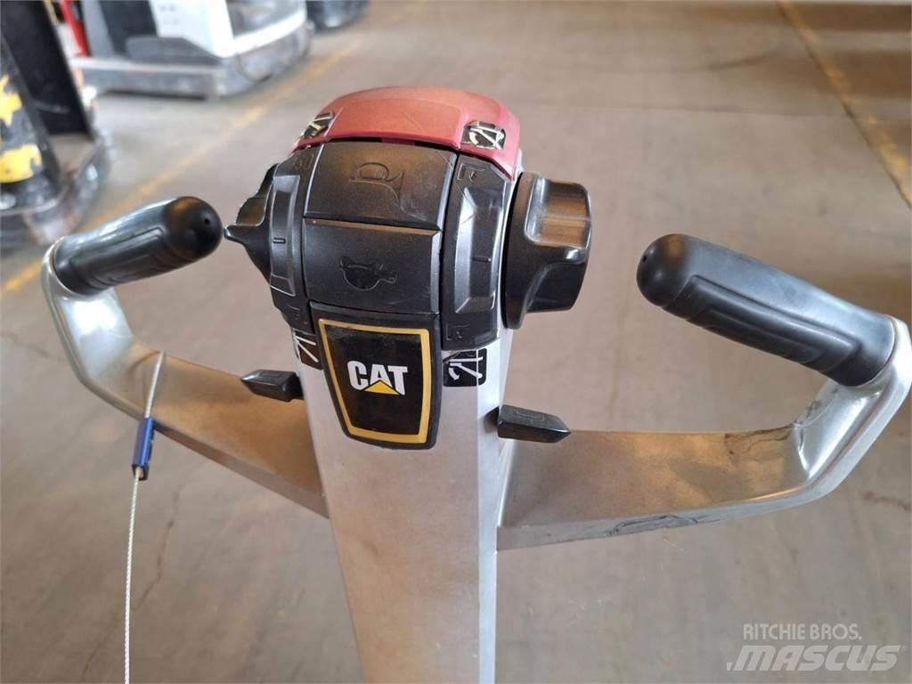 CAT NSP16N2 Apiladores eléctricos