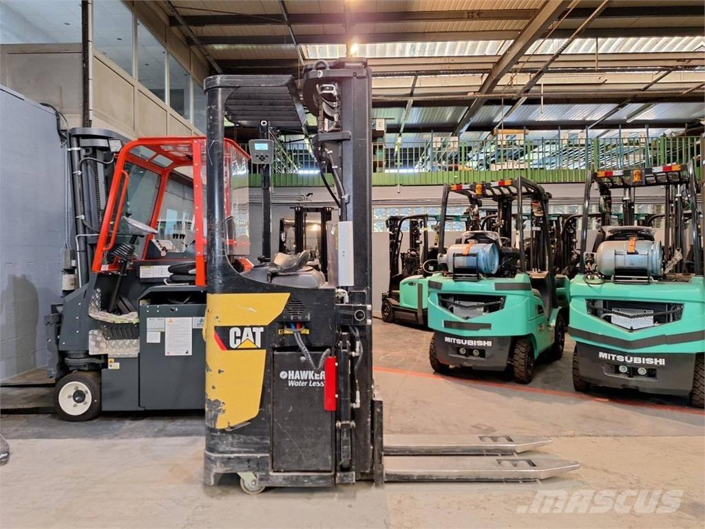 CAT NSR20N Apiladores eléctricos autopropulsados