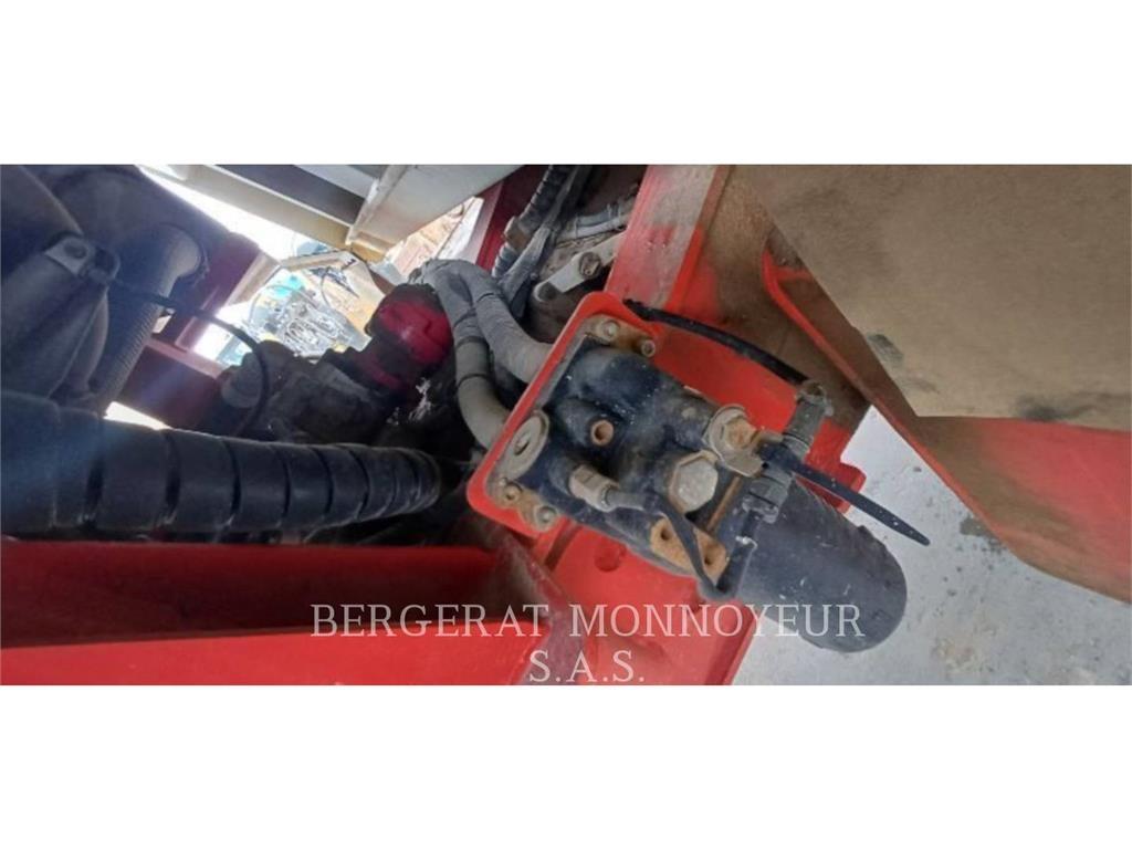 Astra RD40 Dúmpers articulados