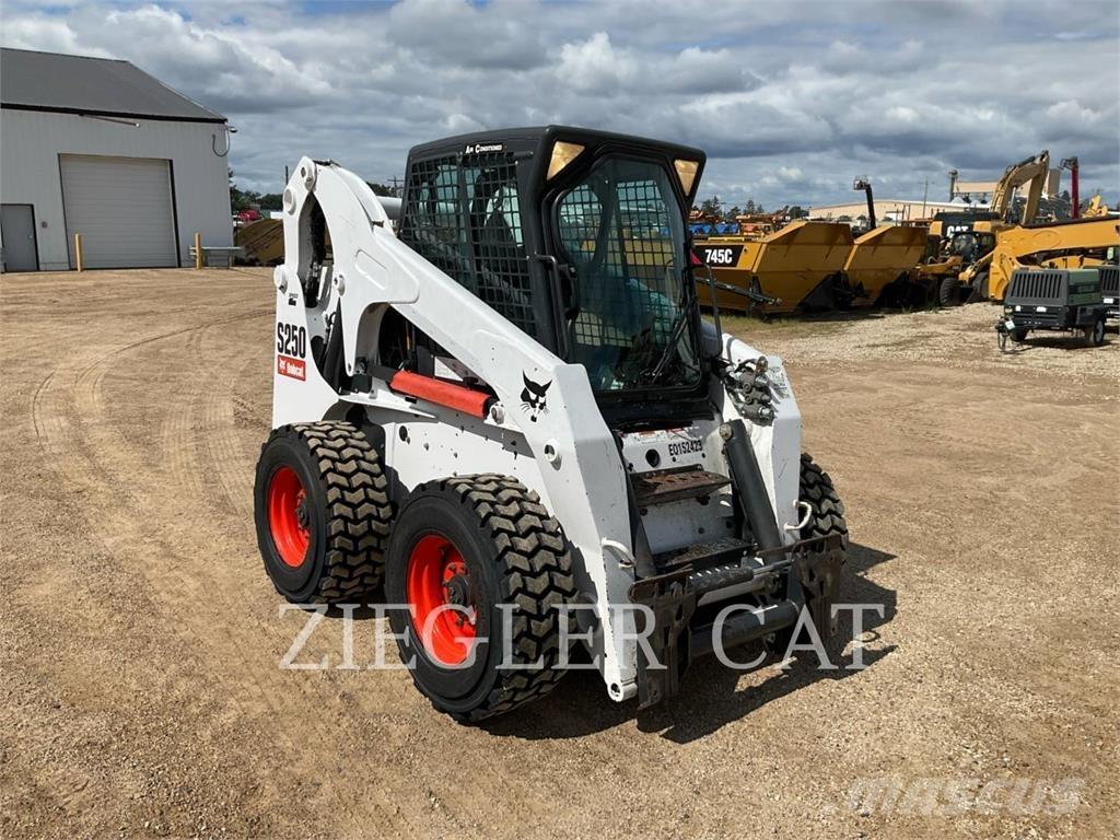 Bobcat S250 Minicargadoras