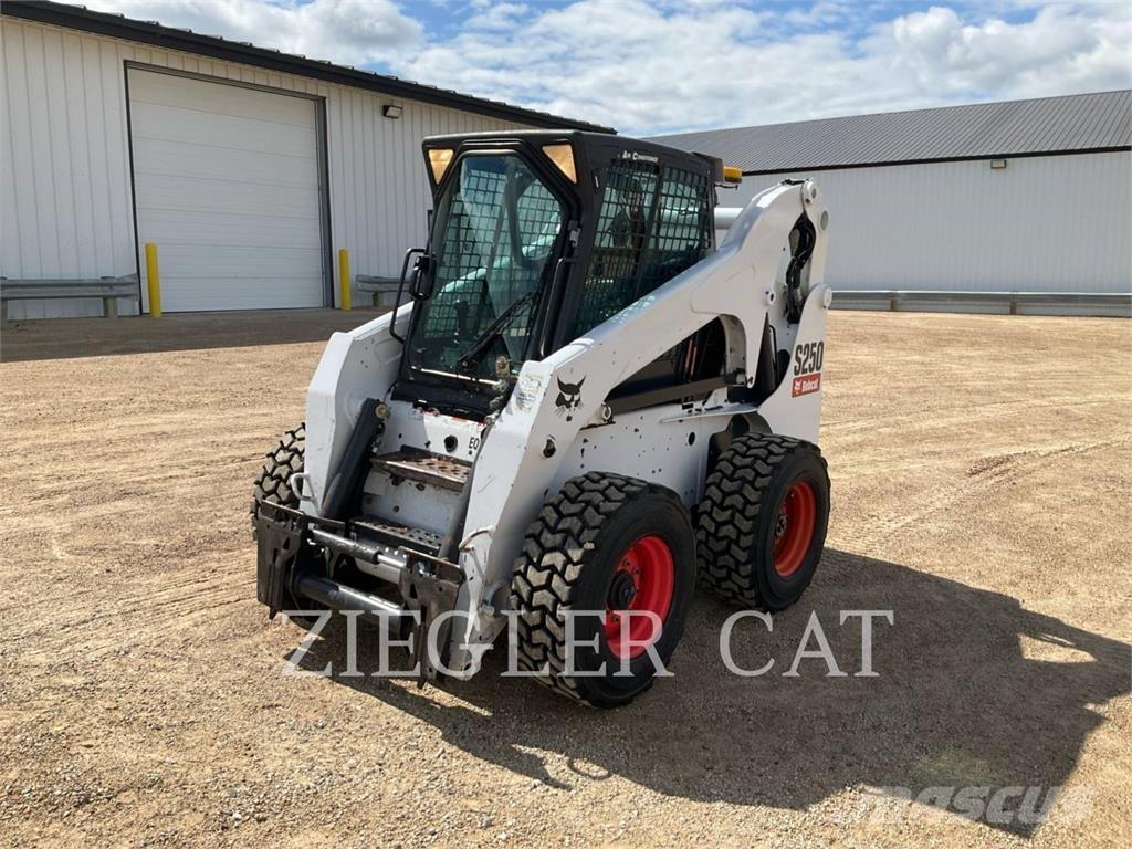 Bobcat S250 Minicargadoras