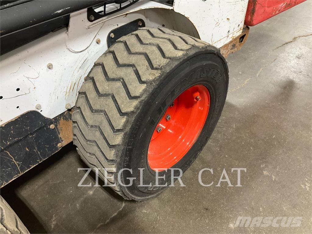 Bobcat S550_US Minicargadoras