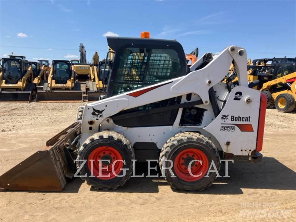 Bobcat S570 Minicargadoras