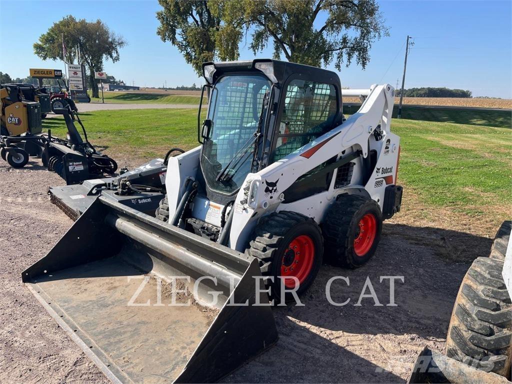 Bobcat S595 Minicargadoras