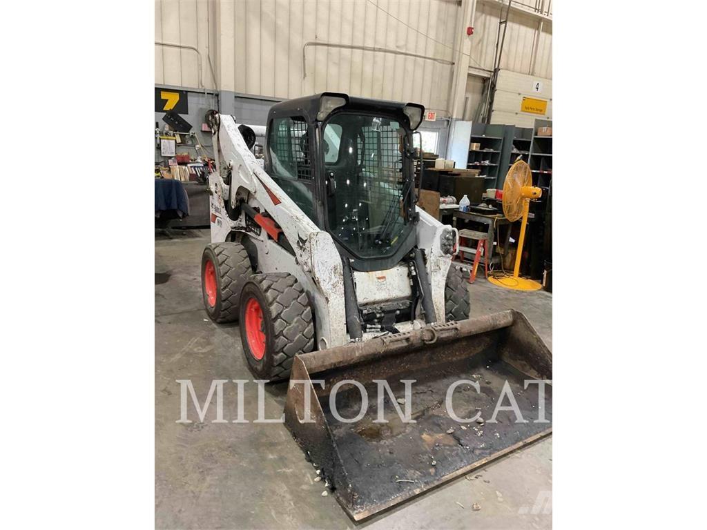 Bobcat S740 Minicargadoras
