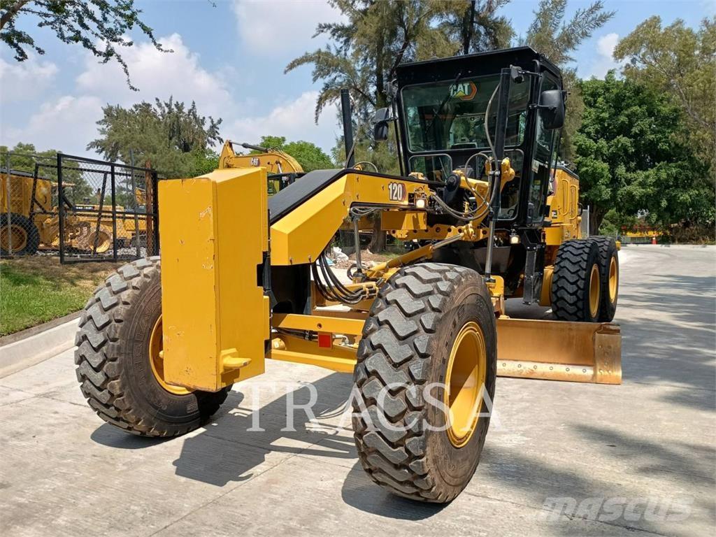 CAT 120 Motoniveladoras