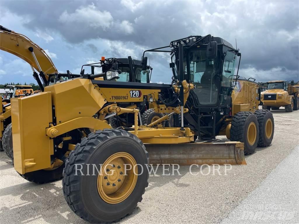 CAT 120 AWD CS Motoniveladoras