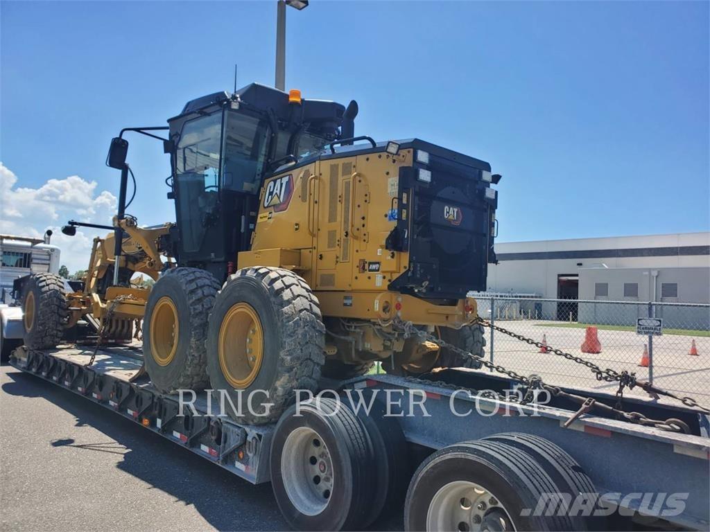 CAT 120 AWD CS Motoniveladoras