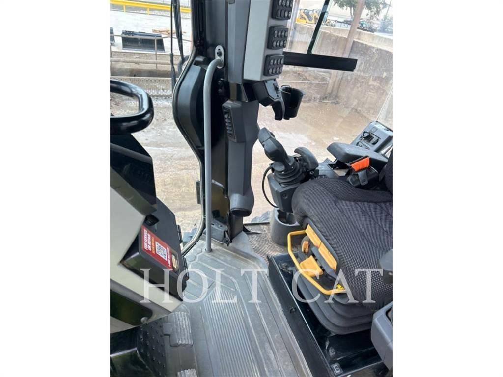 CAT 120 JOY Motoniveladoras