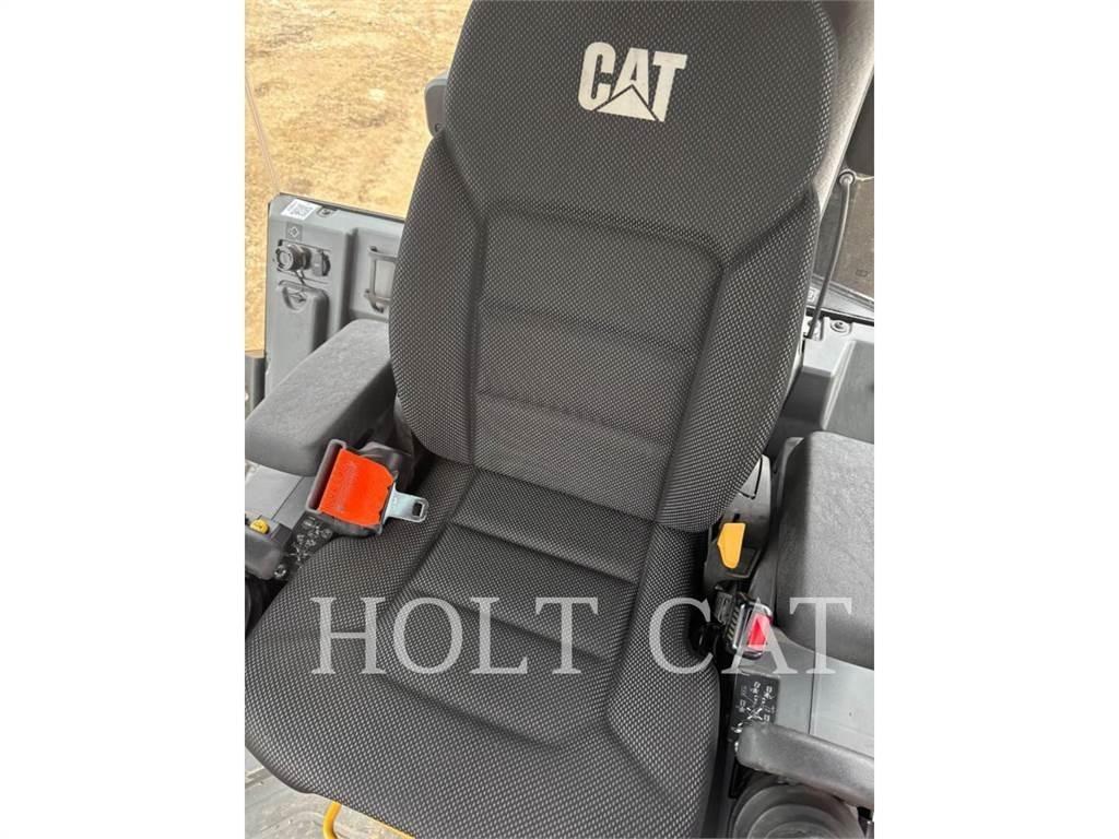 CAT 120 JOY Motoniveladoras