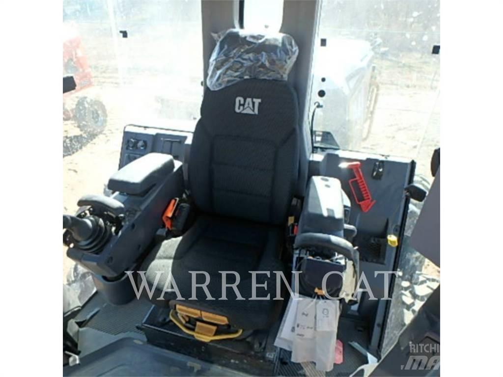 CAT 120 JY Motoniveladoras