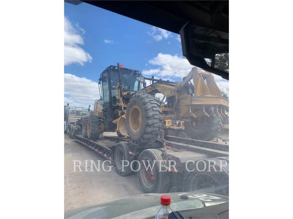 CAT 120 LVR Motoniveladoras