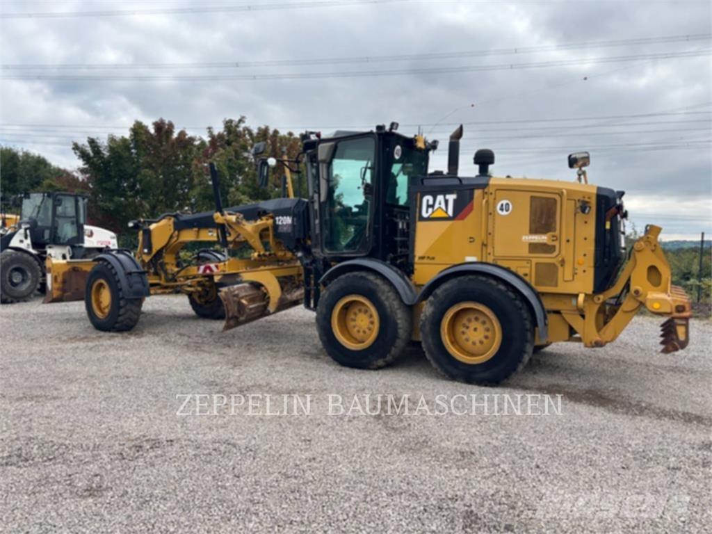 CAT 120M Motoniveladoras