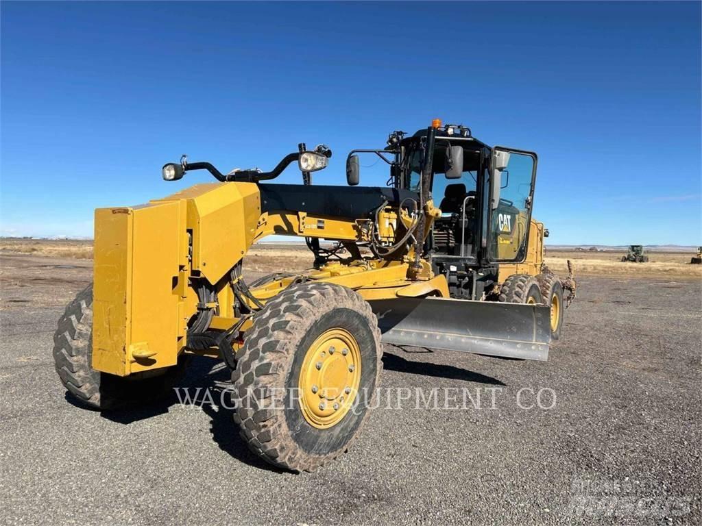 CAT 120M2 AWD Motoniveladoras