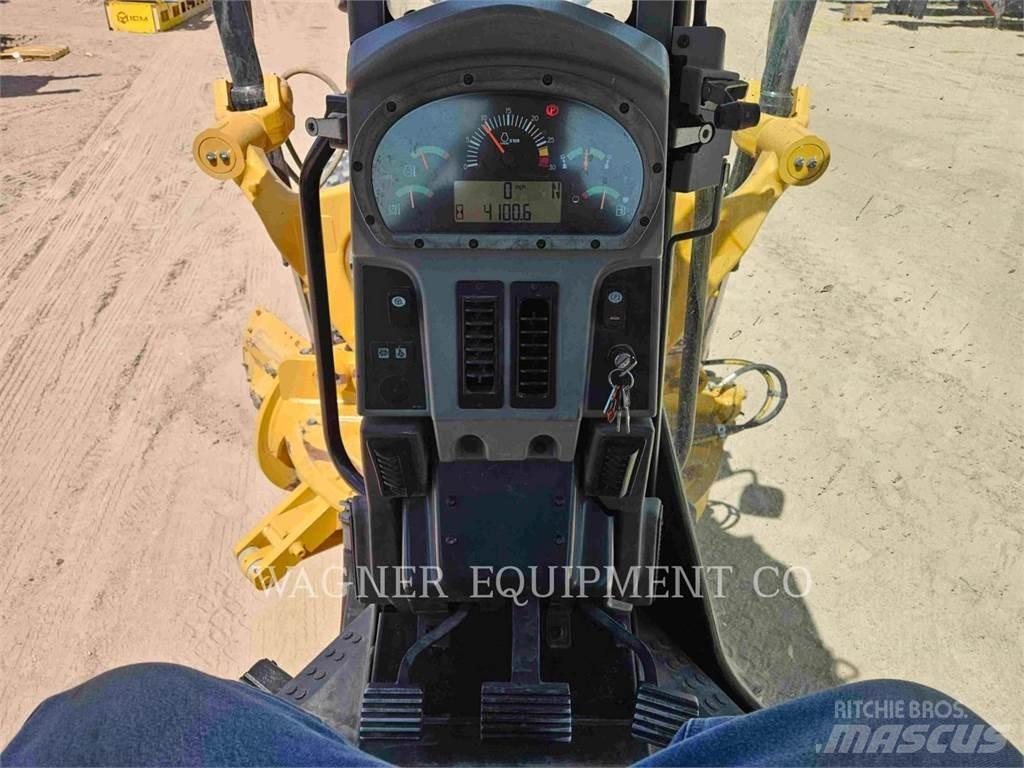 CAT 120M2 AWD Motoniveladoras