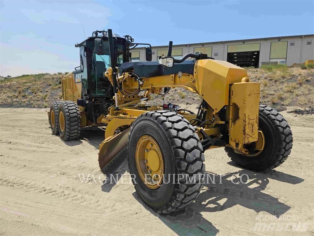 CAT 120M2AWD Motoniveladoras
